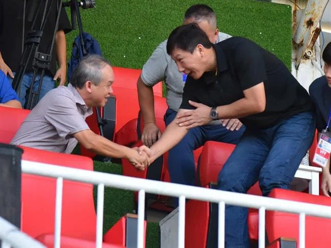 Rút tiền qua Ngân hàng địa phương